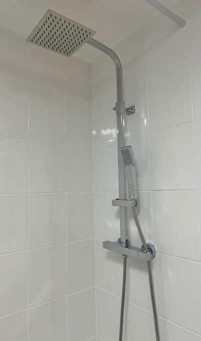 Stylish 2 Bedrooms Flat In A Quiet Cul-De-Sac Area, Near Sheffield City Centre With Free Parking المظهر الخارجي الصورة