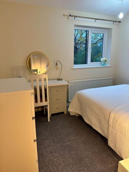 Stylish 2 Bedrooms Flat In A Quiet Cul-De-Sac Area, Near Sheffield City Centre With Free Parking المظهر الخارجي الصورة
