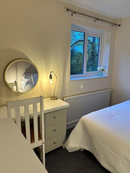 Stylish 2 Bedrooms Flat In A Quiet Cul-De-Sac Area, Near Sheffield City Centre With Free Parking المظهر الخارجي الصورة